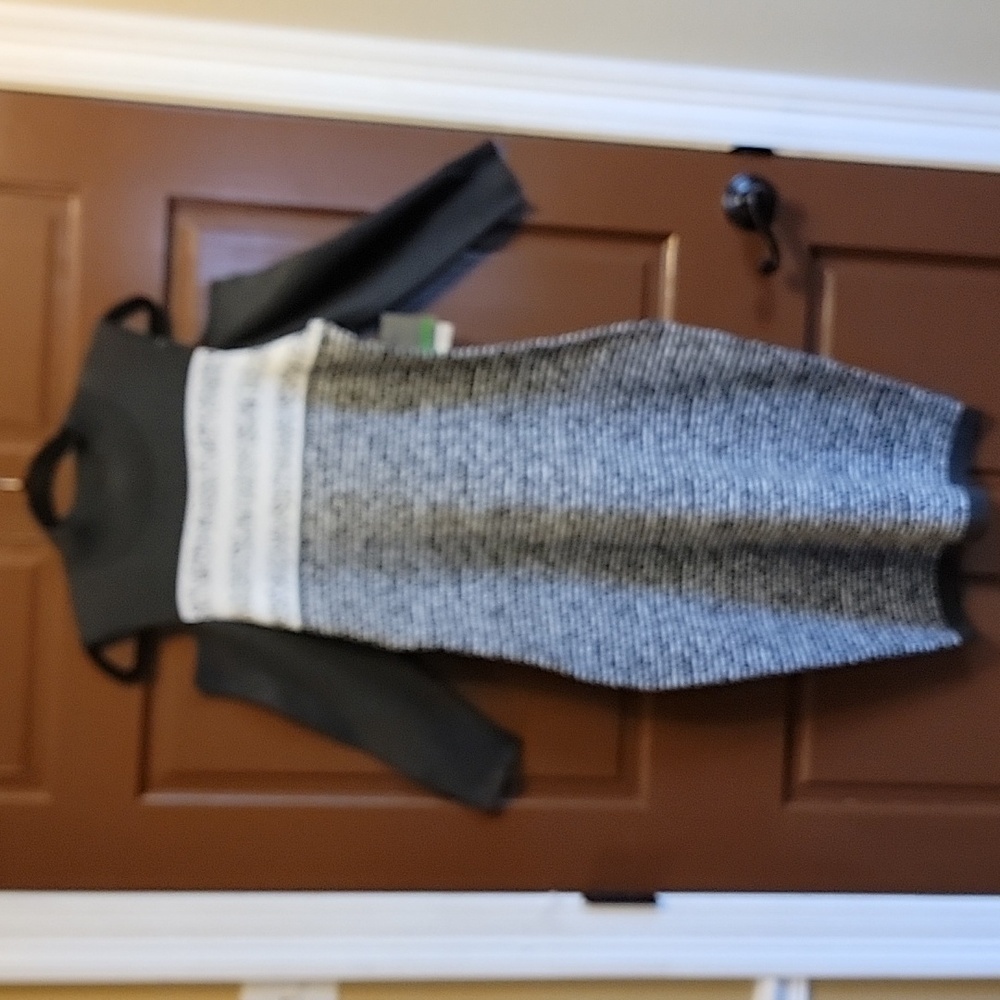 Danny & Nicole-Charcoal /iv cut out shoulder sweater dress Size L. NWT.